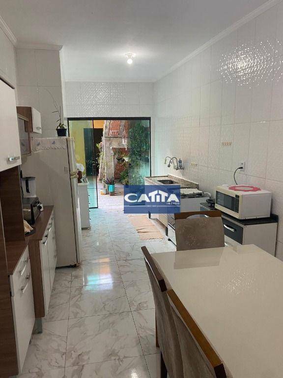 Casa à venda com 3 quartos, 90m² - Foto 3