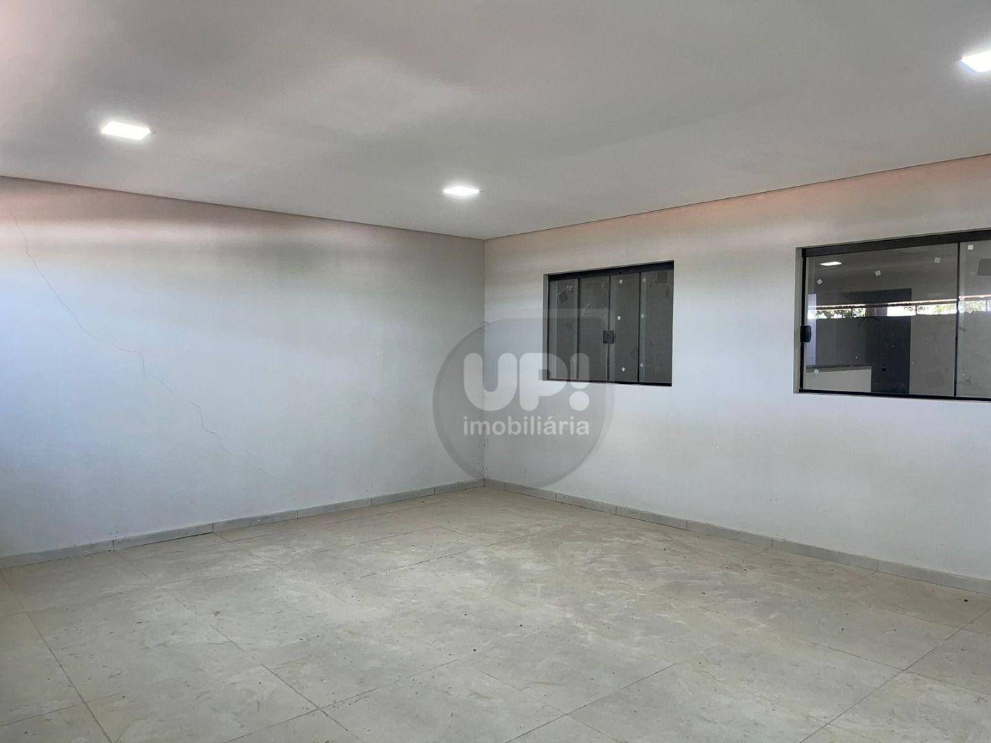 Casa à venda com 2 quartos, 140m² - Foto 3