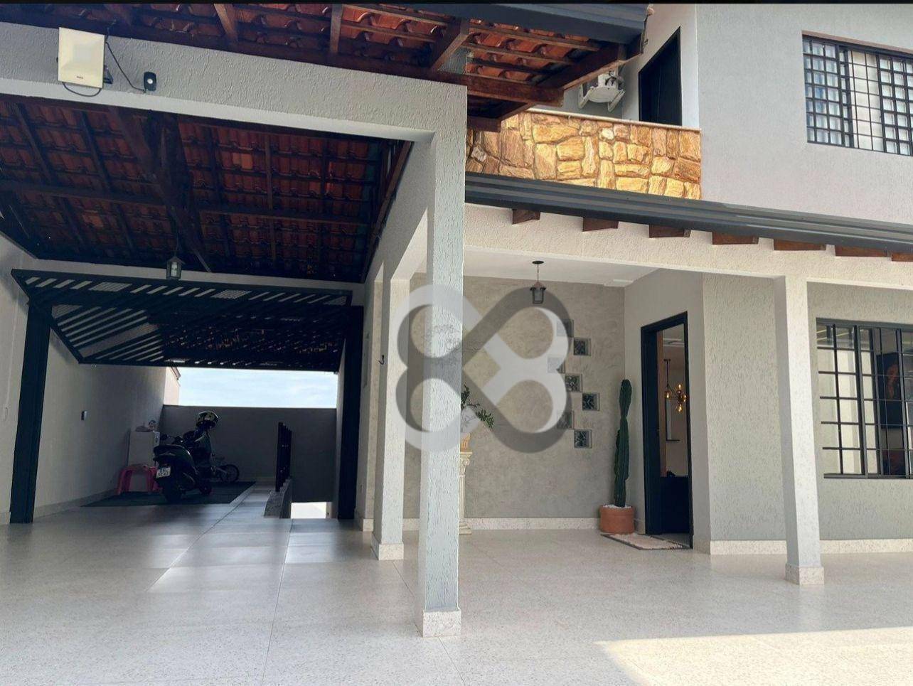 Casa à venda com 4 quartos, 236m² - Foto 3
