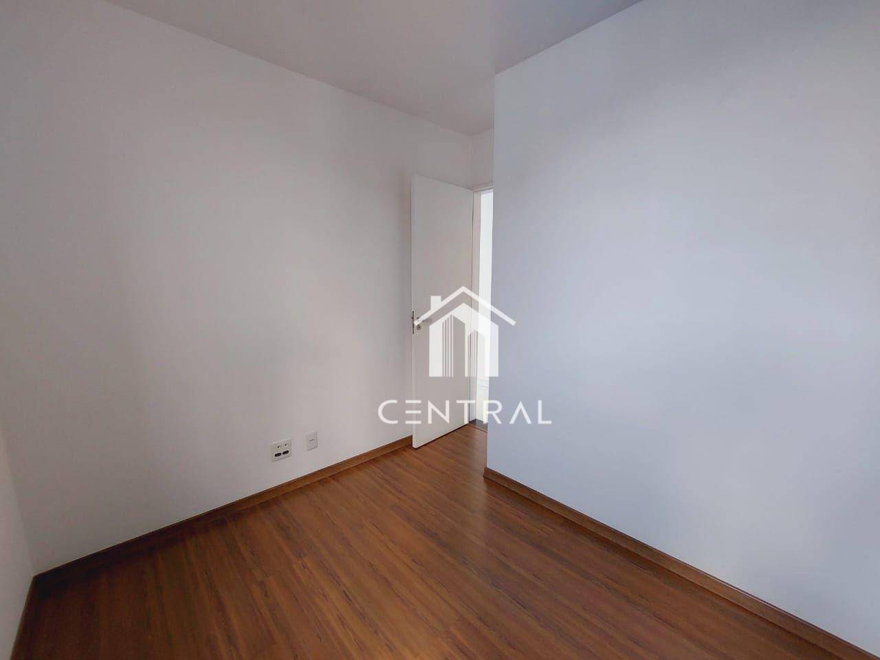 Apartamento à venda com 2 quartos, 64m² - Foto 14