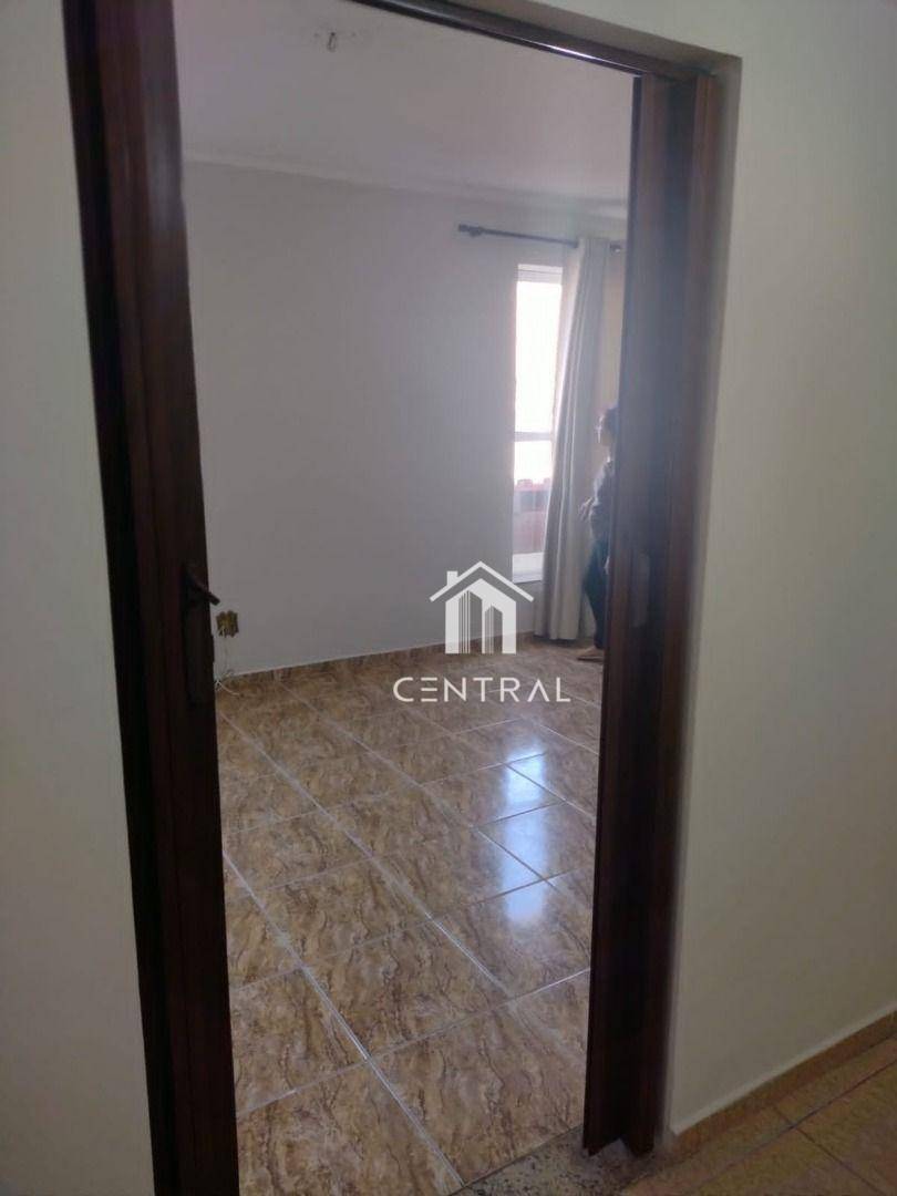 Sobrado à venda com 4 quartos, 247m² - Foto 29