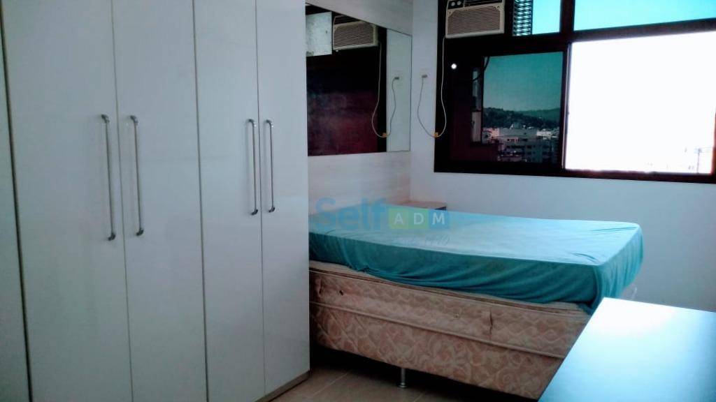 Apartamento para alugar com 2 quartos, 75m² - Foto 4