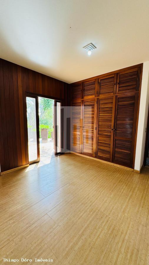 Casa à venda com 4 quartos, 840m² - Foto 28