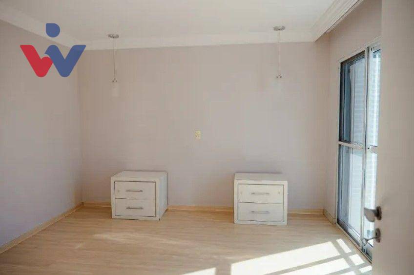 Casa à venda com 2 quartos, 220m² - Foto 11