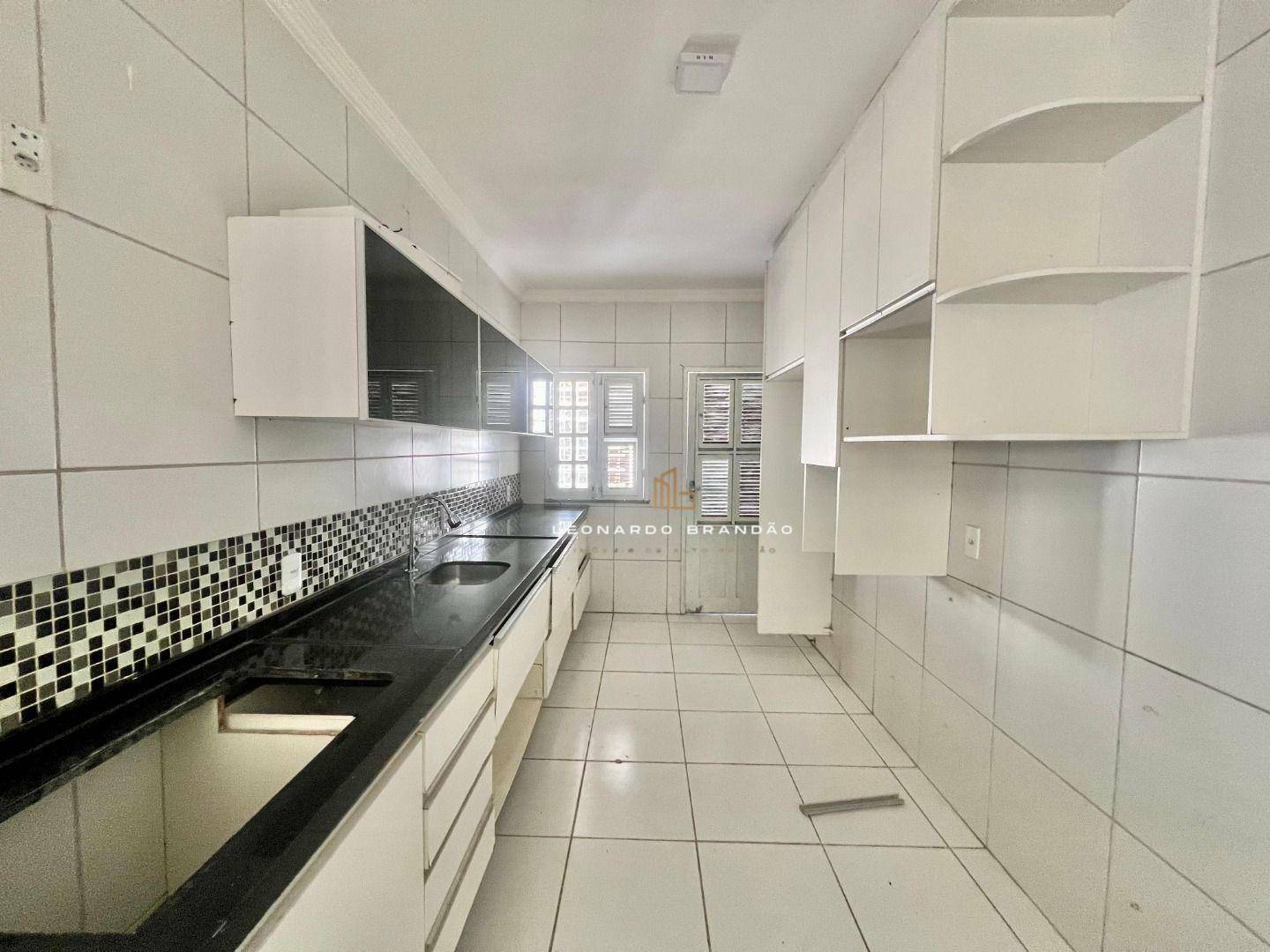Casa à venda com 3 quartos, 130m² - Foto 7