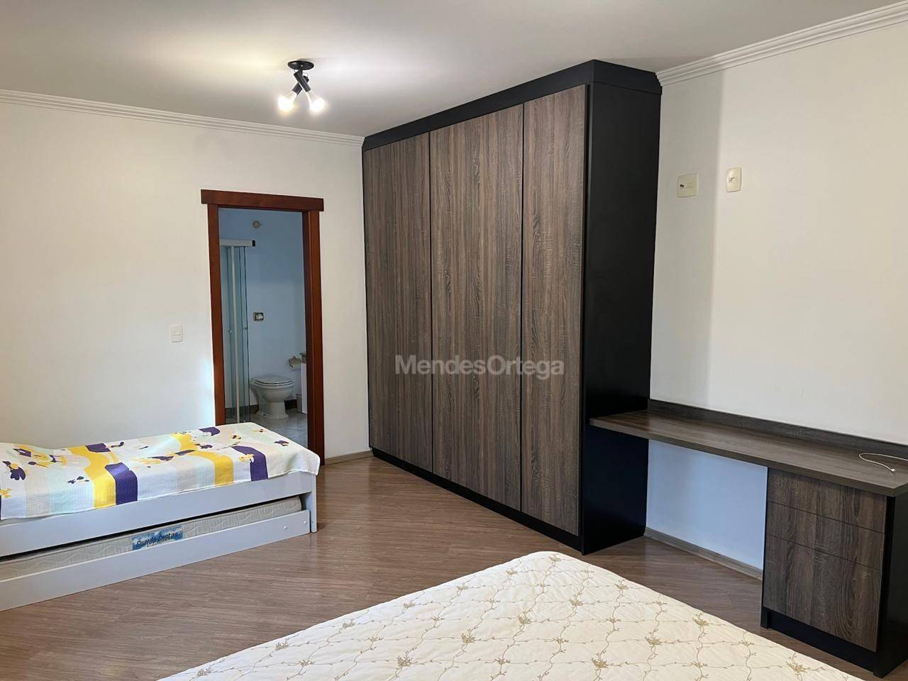 Casa à venda com 3 quartos, 373m² - Foto 27