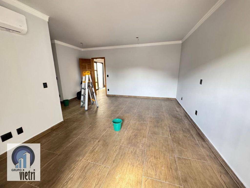 Sobrado à venda com 3 quartos, 220m² - Foto 19