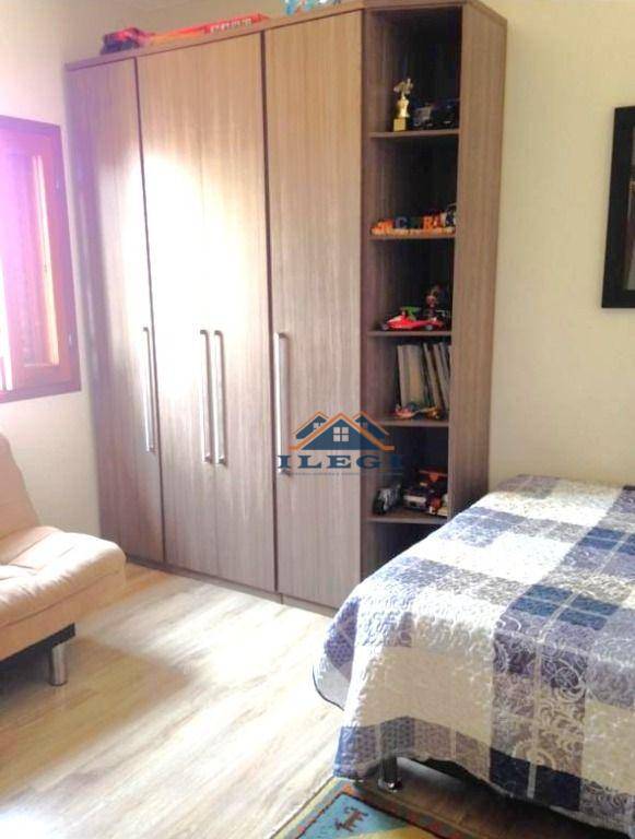 Casa de Condomínio à venda com 3 quartos, 250m² - Foto 12