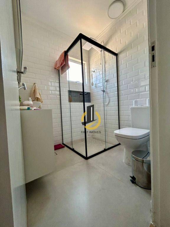 Apartamento à venda com 3 quartos, 112m² - Foto 9