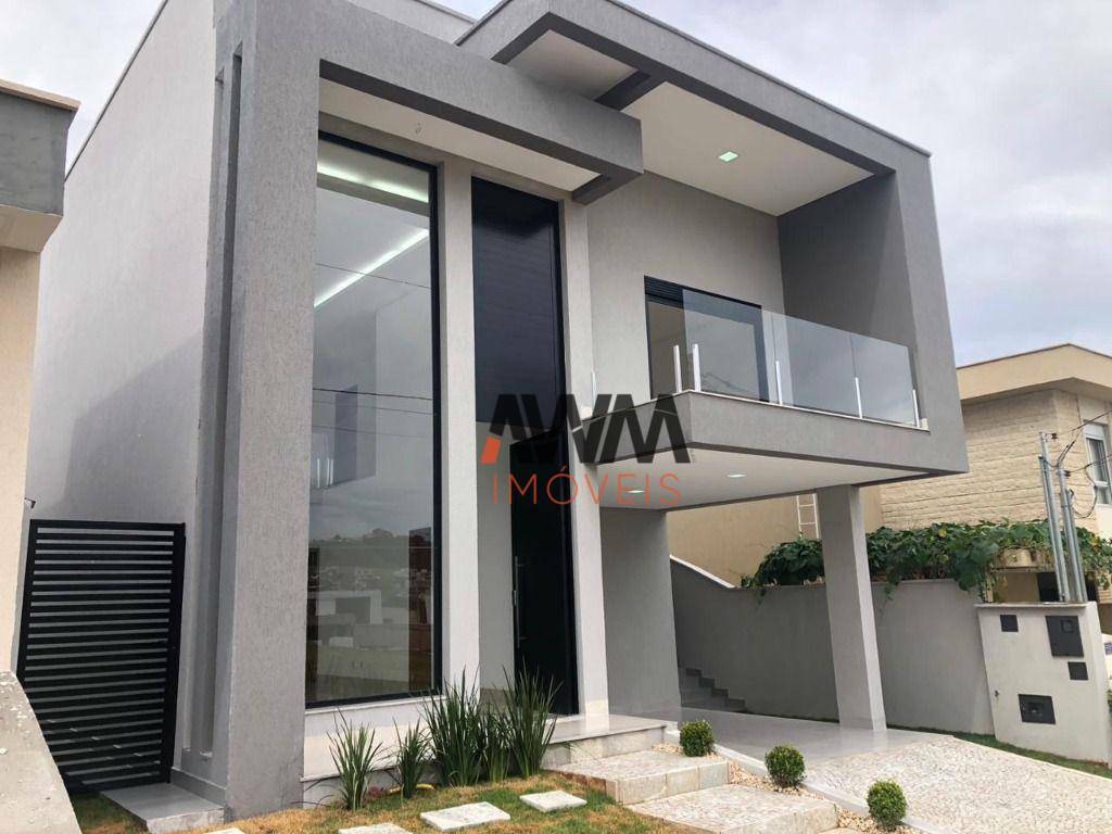 Sobrado à venda com 4 quartos, 230m² - Foto 1