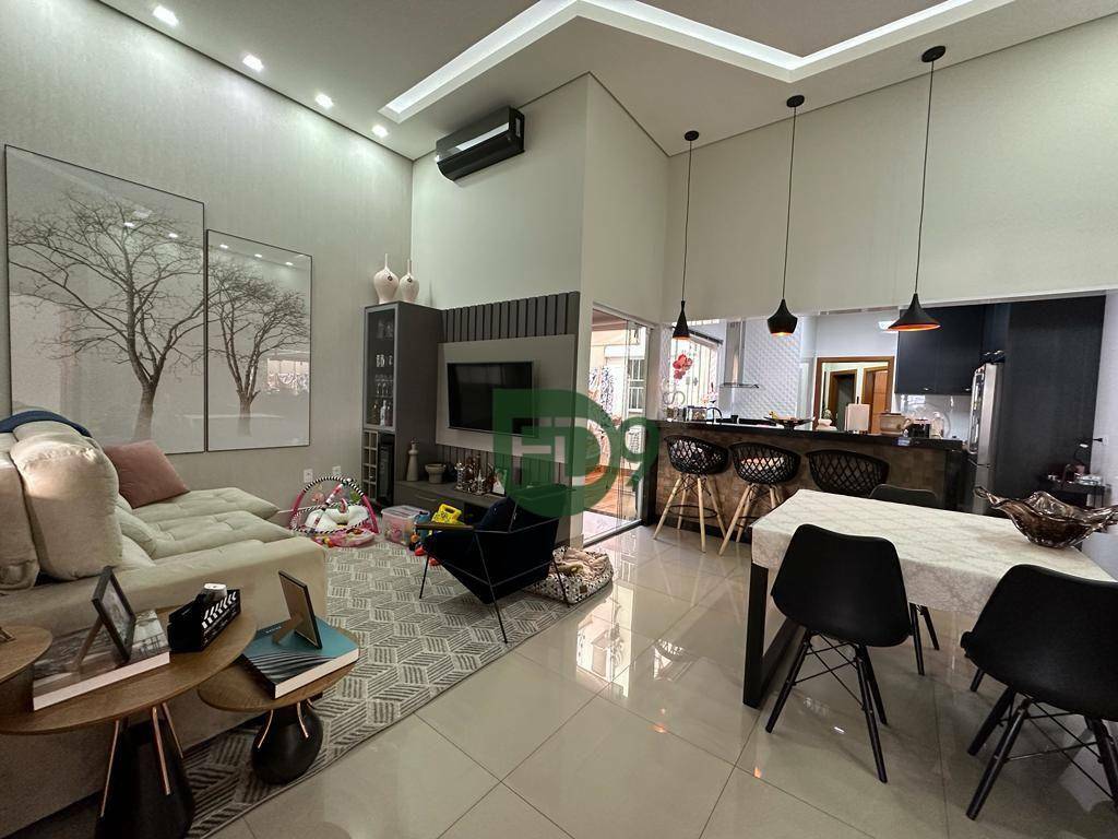 Casa à venda com 3 quartos, 130m² - Foto 1