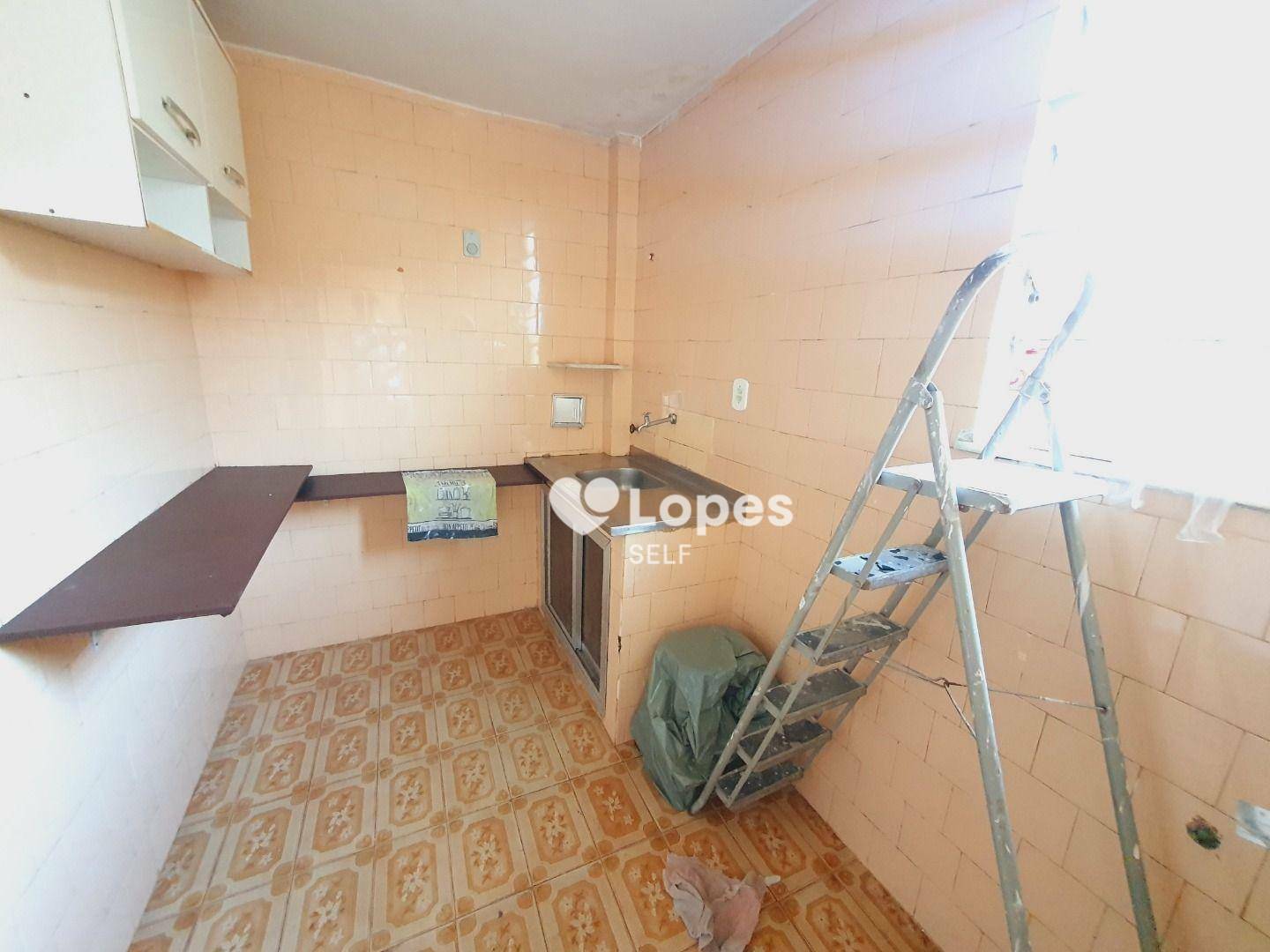 Apartamento à venda com 2 quartos, 50m² - Foto 7