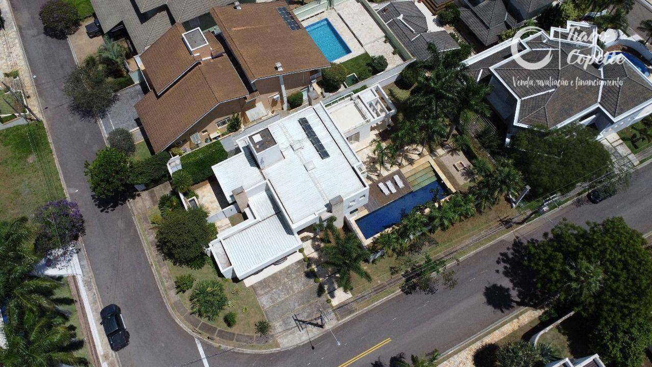 Casa de Condomínio à venda com 4 quartos, 407m² - Foto 3