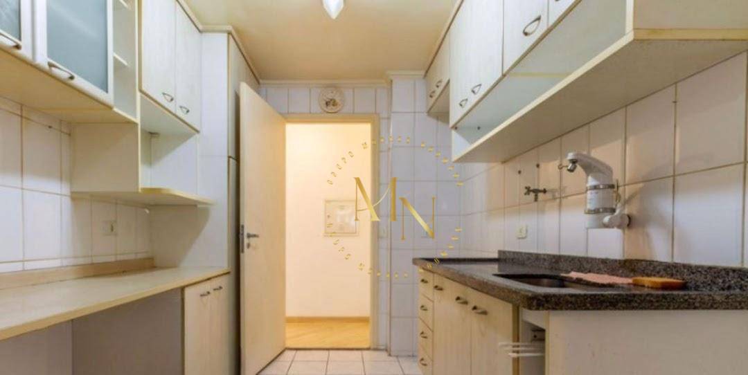 Apartamento à venda com 2 quartos, 72m² - Foto 7