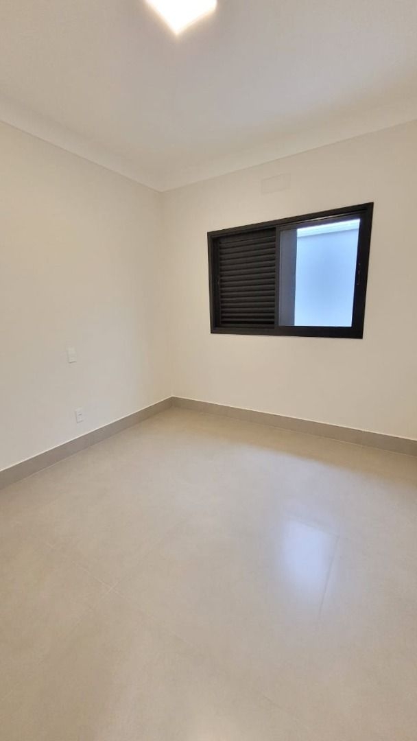 Casa à venda com 3 quartos, 156m² - Foto 8