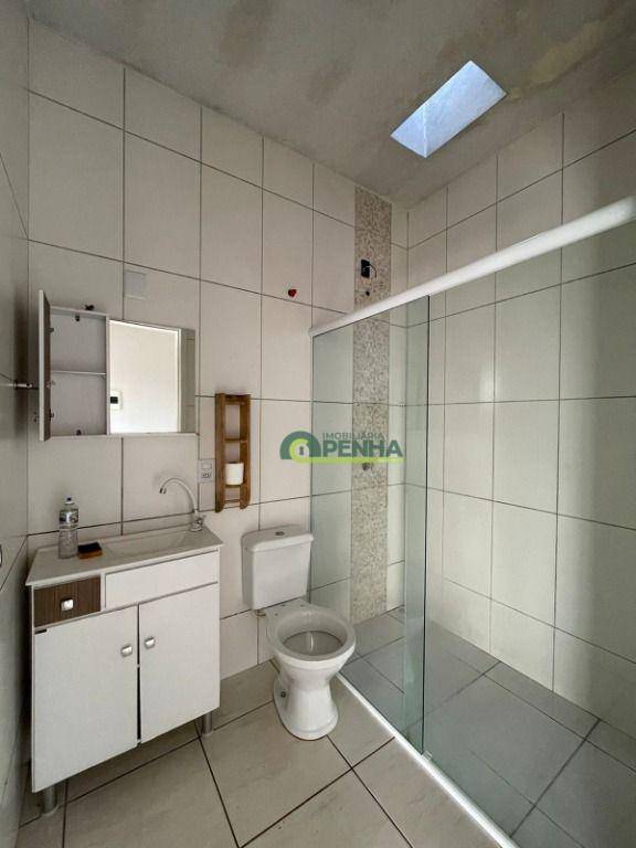 Casa para alugar com 2 quartos, 70m² - Foto 8