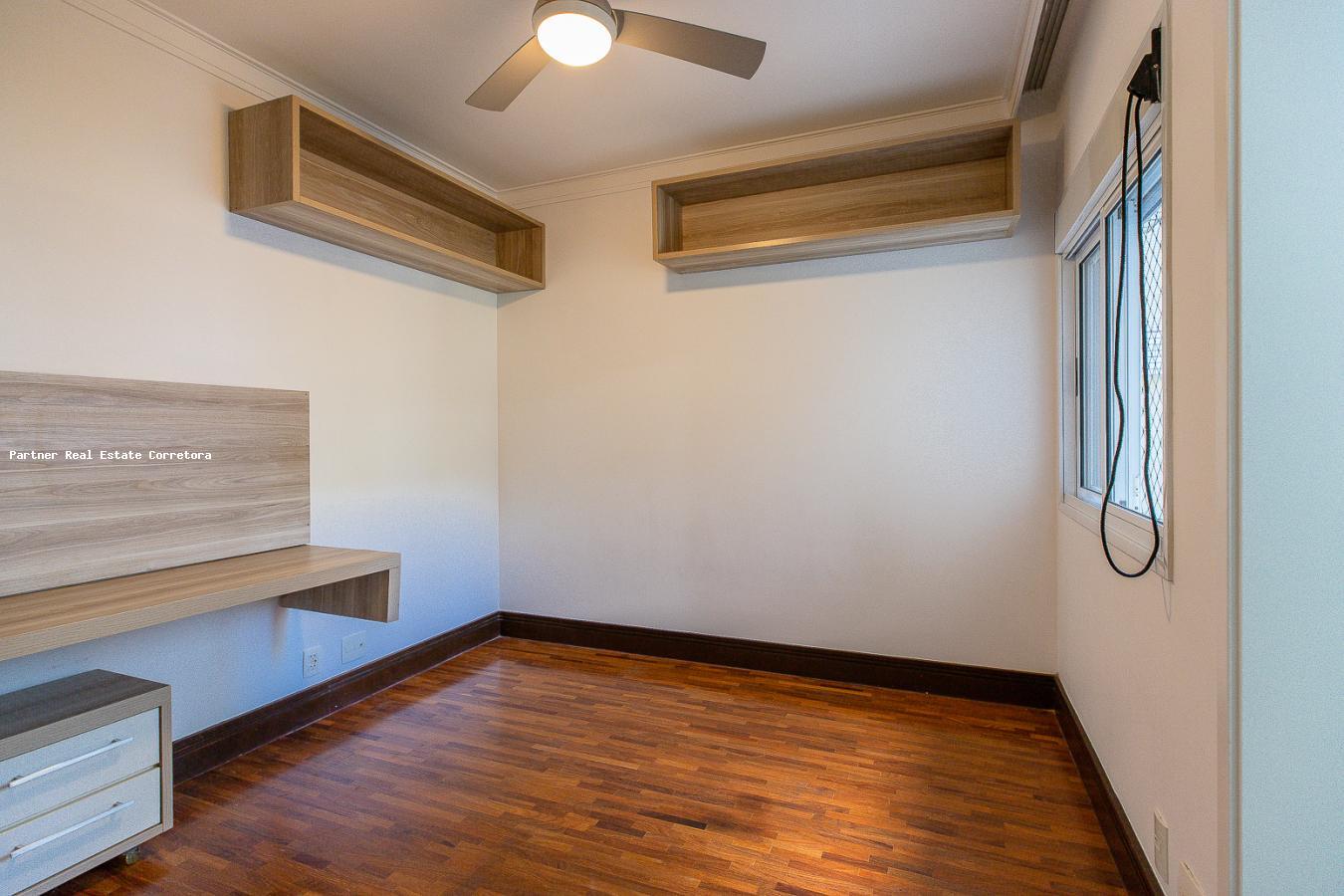 Apartamento à venda com 3 quartos, 207m² - Foto 14