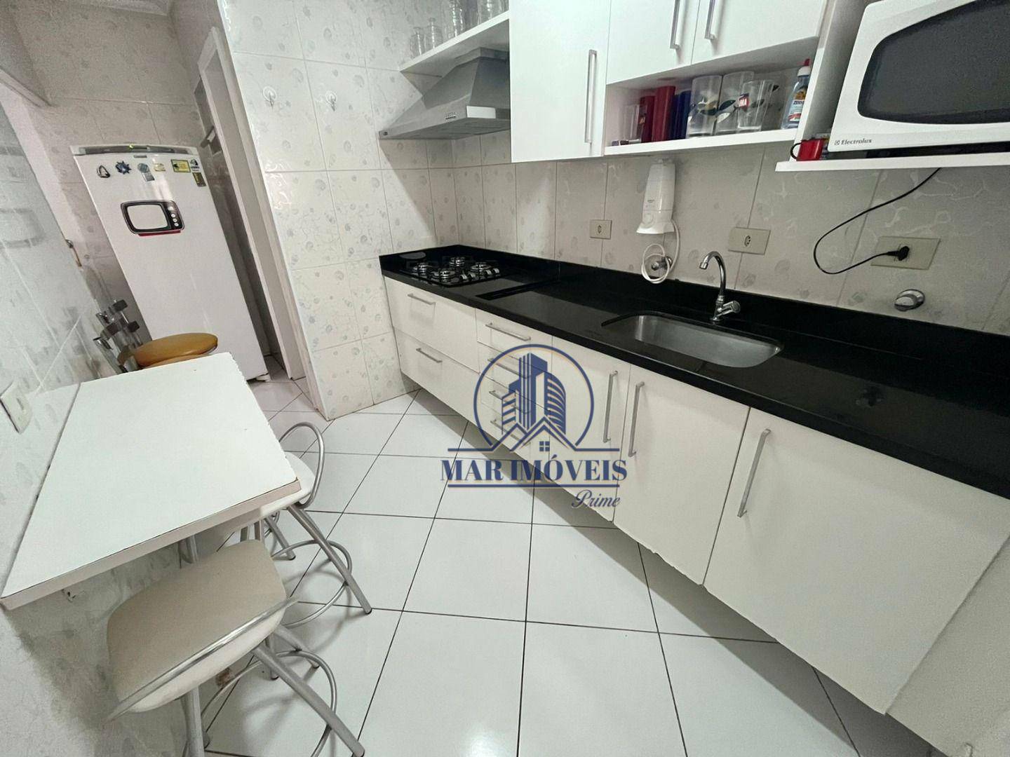 Apartamento à venda com 2 quartos, 70m² - Foto 9