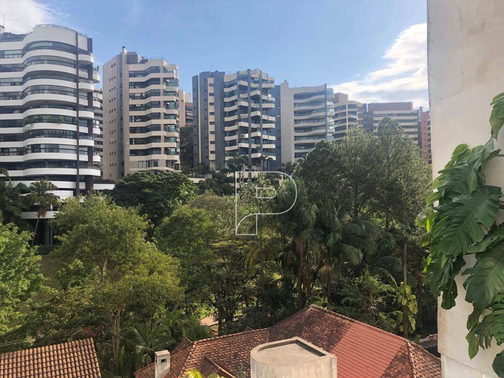 Casa à venda com 4 quartos, 361m² - Foto 5