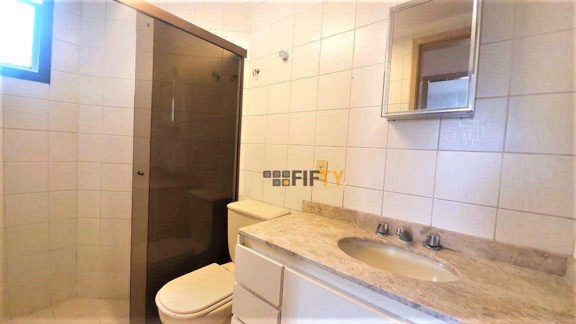 Apartamento para alugar com 1 quarto, 45m² - Foto 10