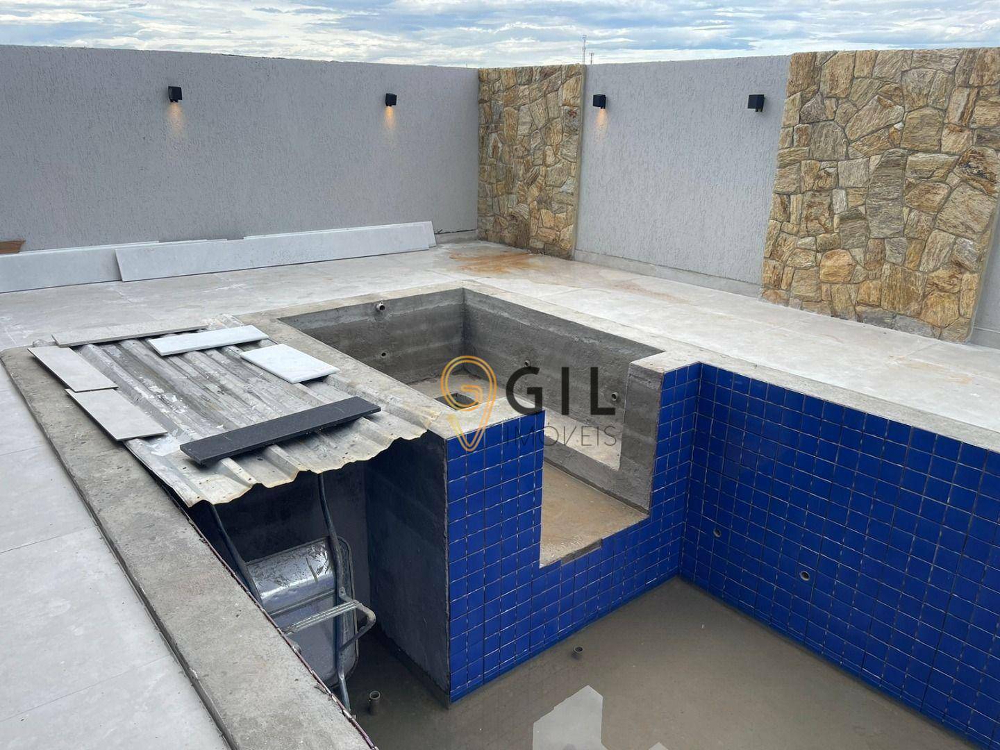 Sobrado à venda e aluguel com 4 quartos, 205m² - Foto 6