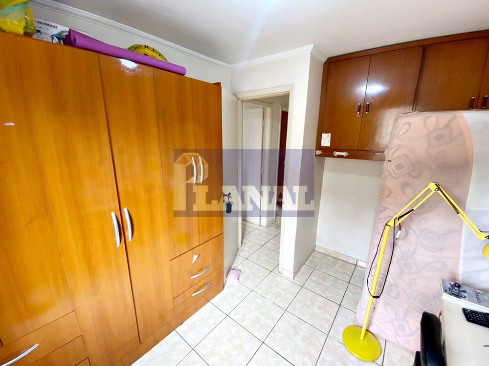 Apartamento à venda com 3 quartos, 121m² - Foto 17