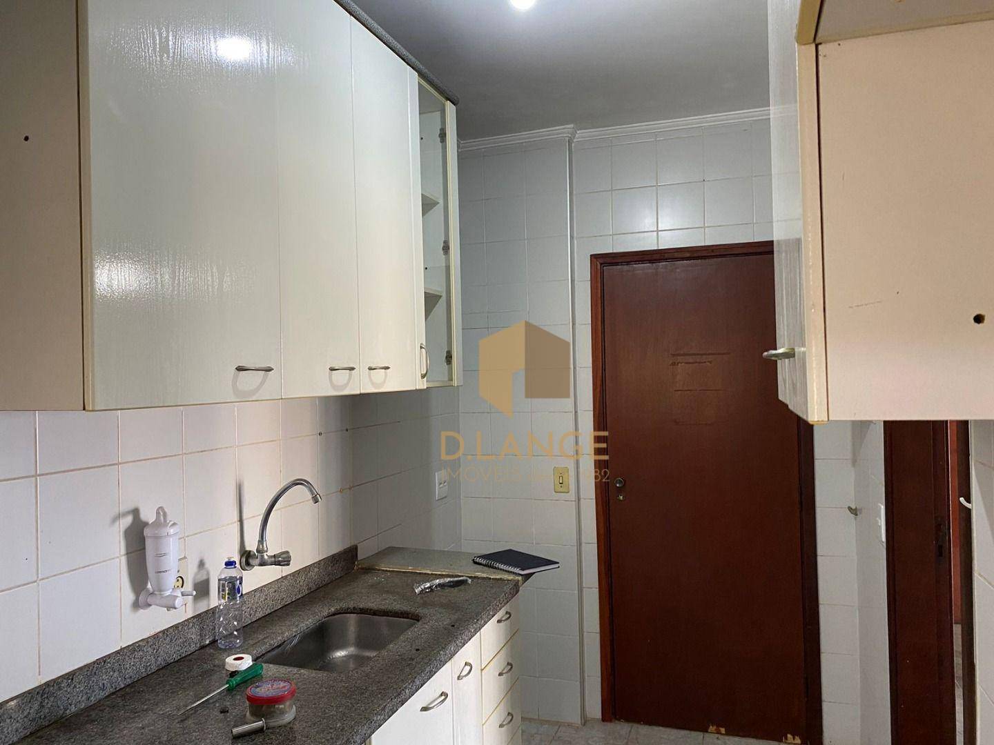 Apartamento para alugar com 3 quartos, 83m² - Foto 13