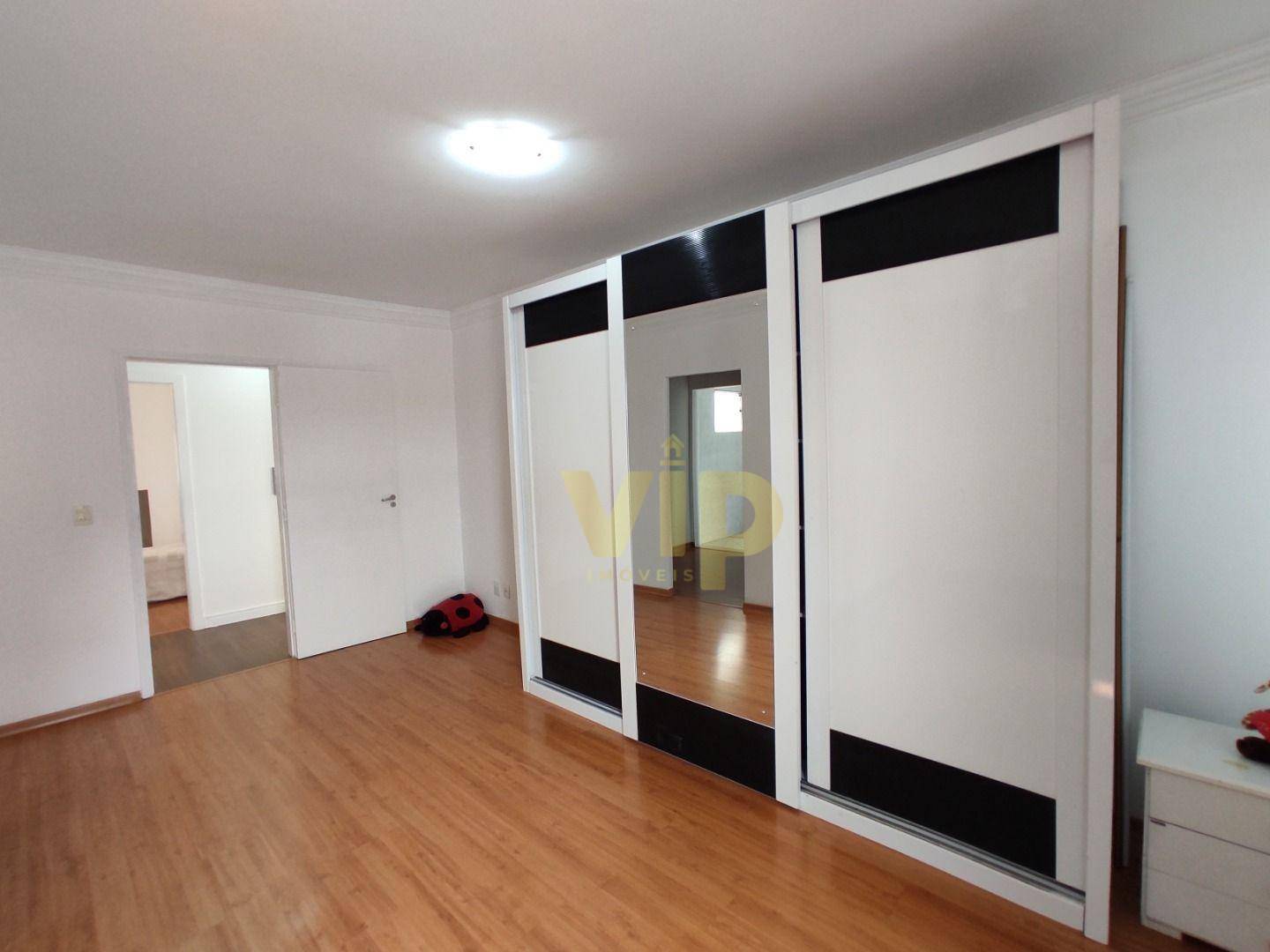 Casa à venda com 3 quartos, 252m² - Foto 25