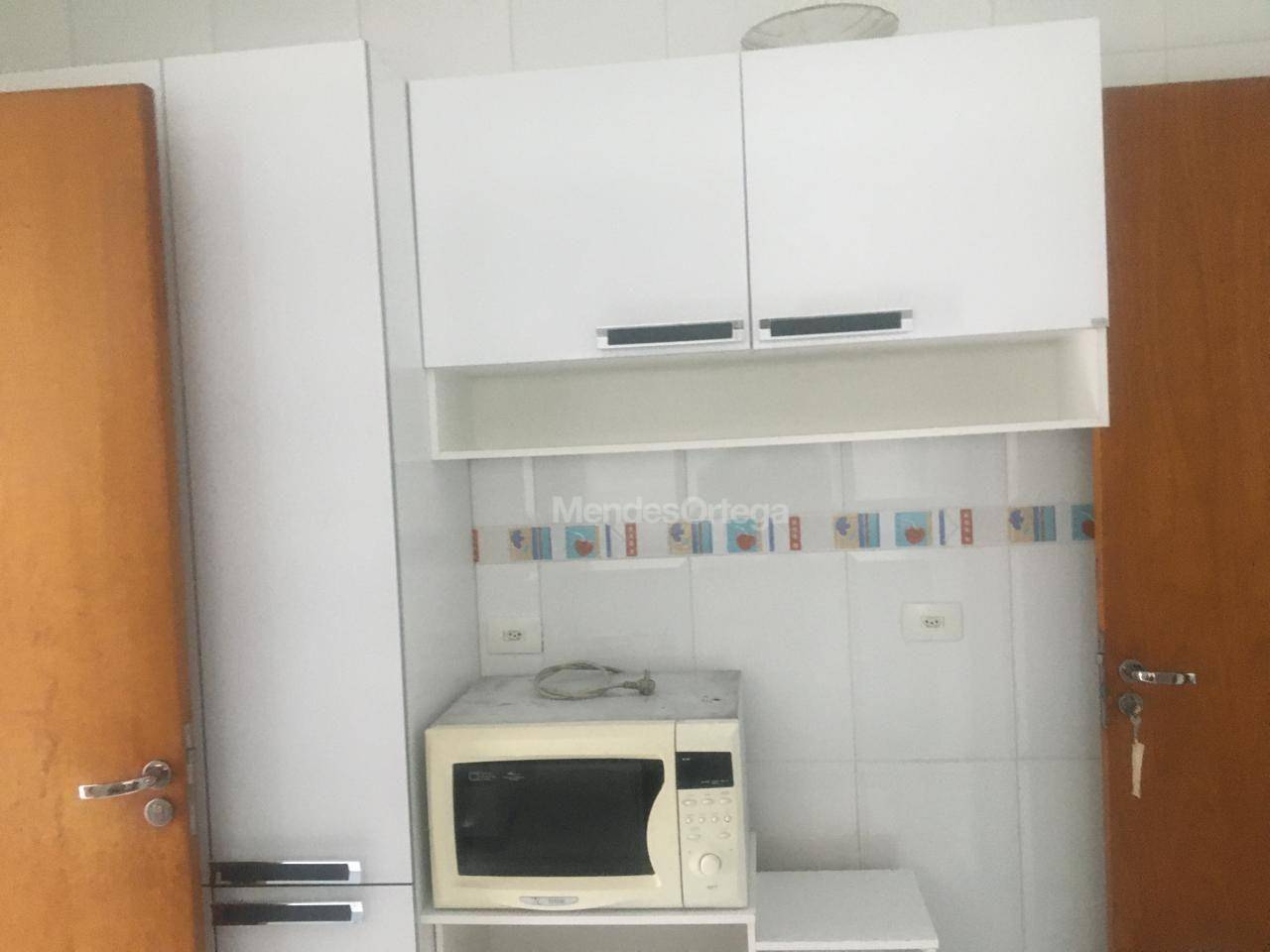 Casa para alugar com 3 quartos, 110m² - Foto 4