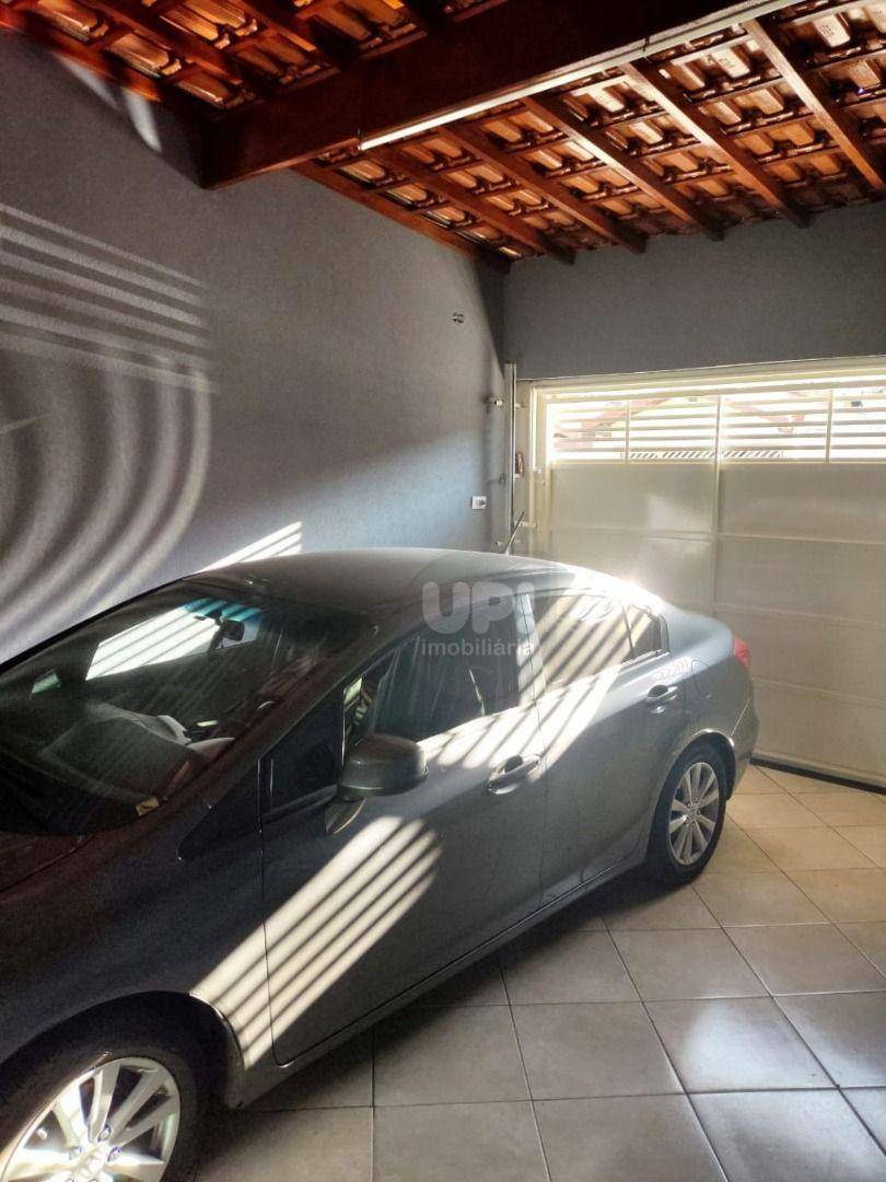 Casa à venda com 3 quartos, 198m² - Foto 3