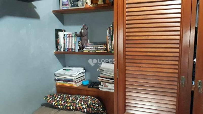 Apartamento à venda com 4 quartos, 160m² - Foto 15