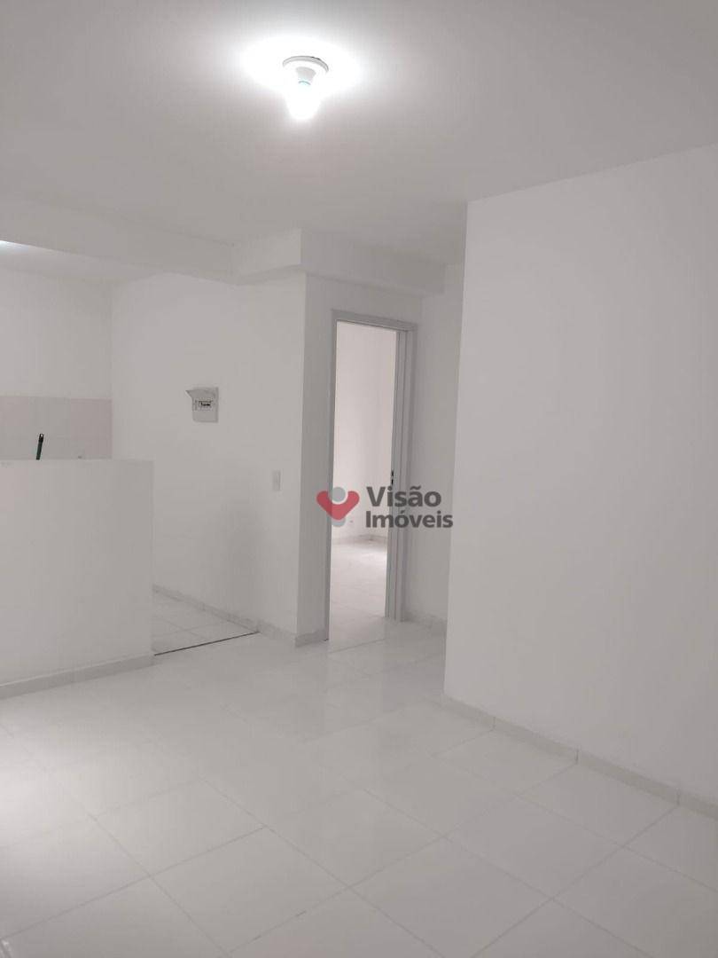 Apartamento à venda com 2 quartos, 46m² - Foto 3