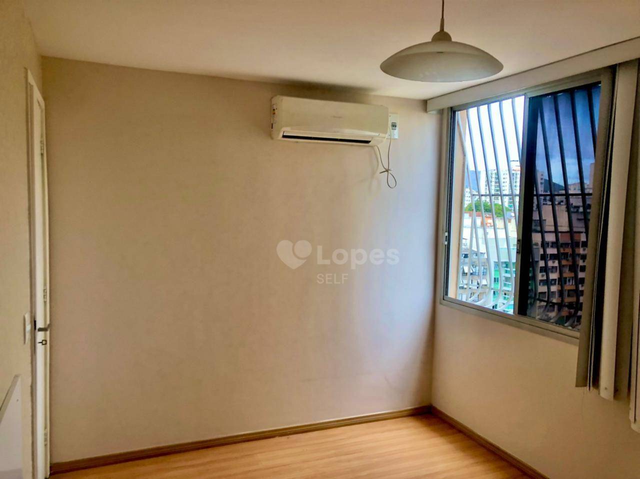 Apartamento à venda com 3 quartos, 90m² - Foto 5