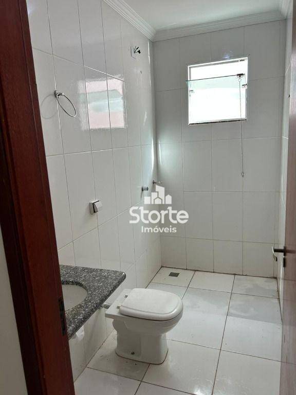 Casa à venda com 3 quartos, 180m² - Foto 3