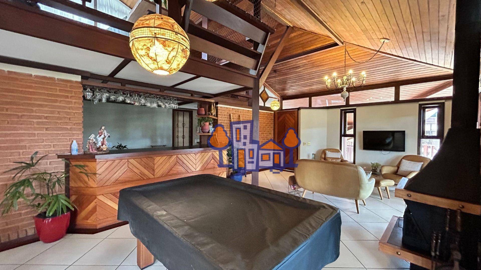 Casa de Condomínio à venda com 3 quartos, 207m² - Foto 4