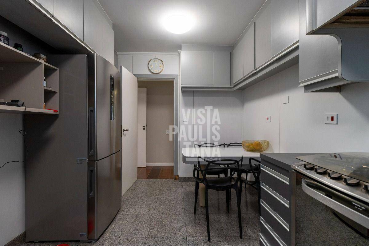 Apartamento à venda com 4 quartos, 187m² - Foto 9