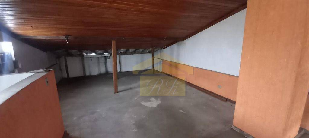 Sobrado à venda com 3 quartos, 236m² - Foto 17