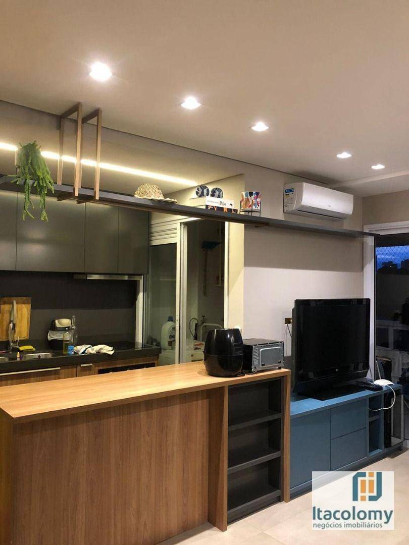 Apartamento à venda com 2 quartos, 70m² - Foto 10