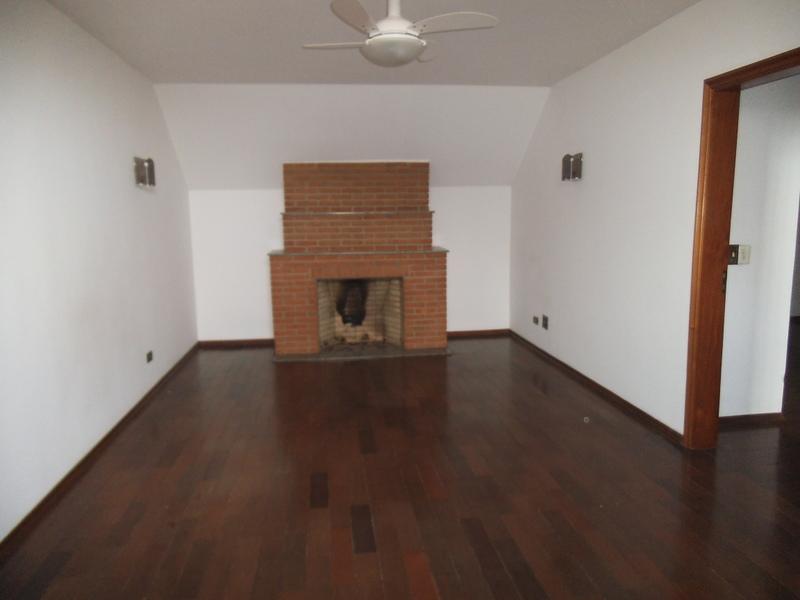 Casa para alugar com 4 quartos, 549m² - Foto 22