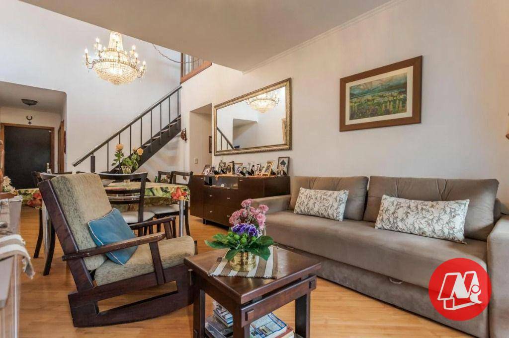 Apartamento para alugar com 3 quartos, 206m² - Foto 3