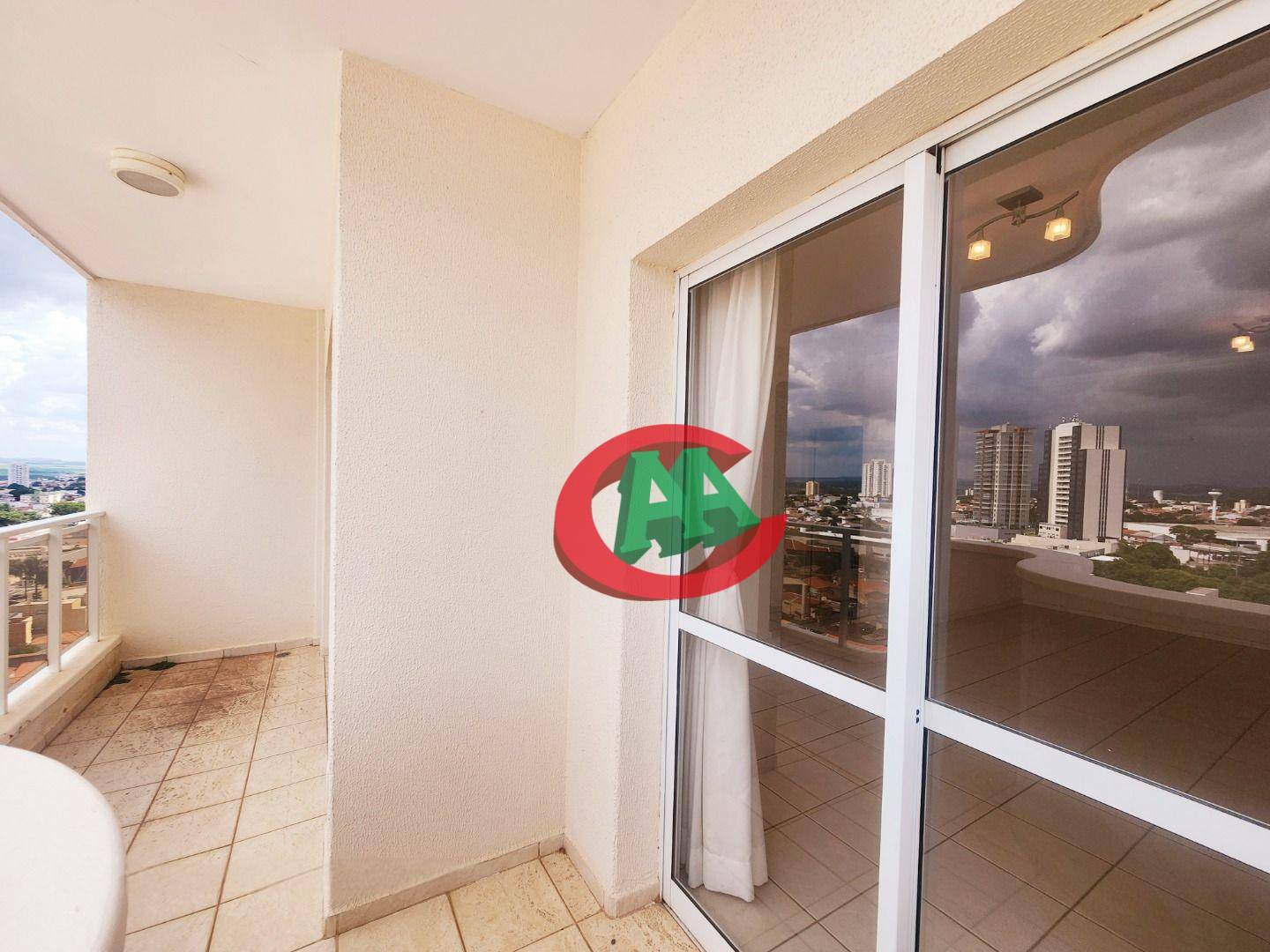 Apartamento à venda com 3 quartos, 156m² - Foto 6