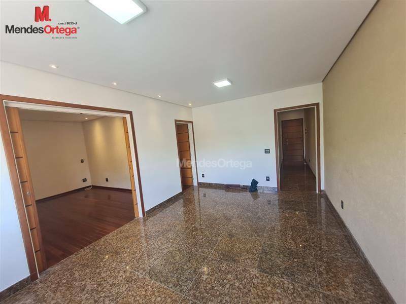 Apartamento para alugar com 3 quartos, 120m² - Foto 5