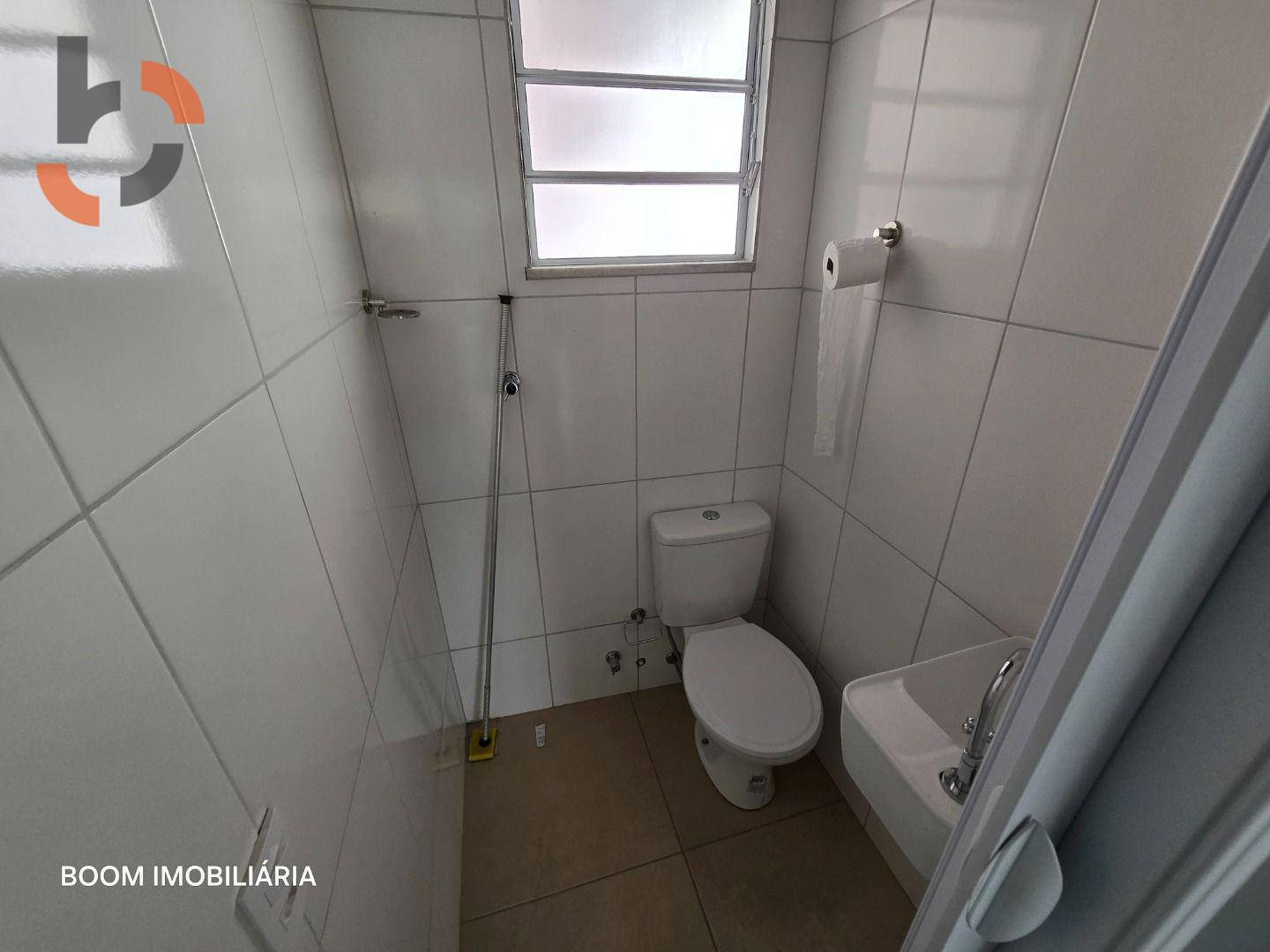 Casa à venda com 2 quartos, 200m² - Foto 17