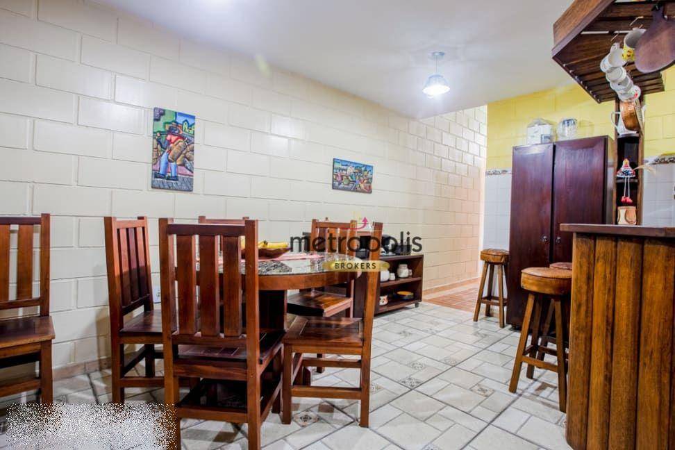 Sobrado à venda com 5 quartos, 270m² - Foto 18