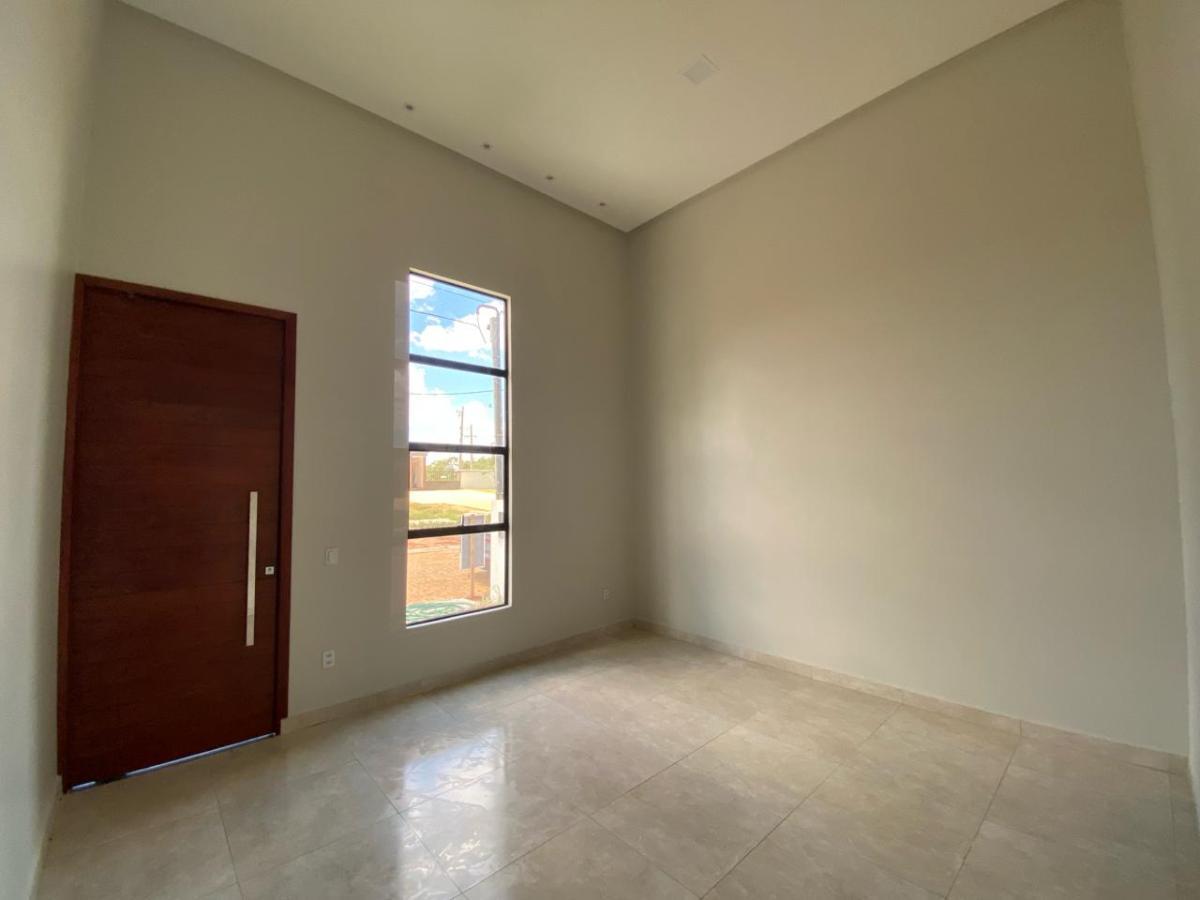 Casa de Condomínio à venda com 3 quartos, 180m² - Foto 2