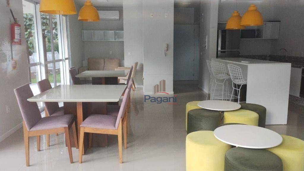Apartamento à venda com 2 quartos, 63m² - Foto 7