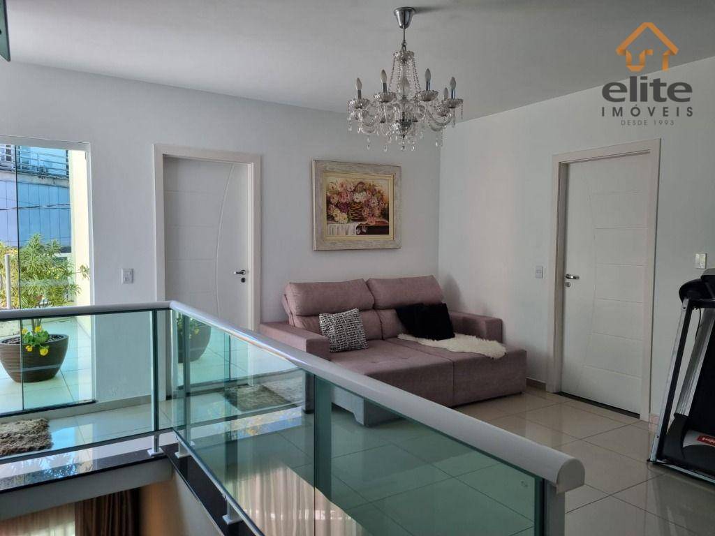 Casa à venda com 3 quartos, 328m² - Foto 5