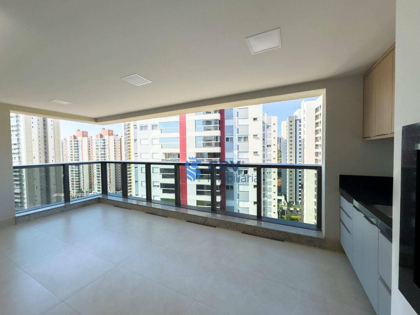 Apartamento à venda com 3 quartos, 216m² - Foto 3