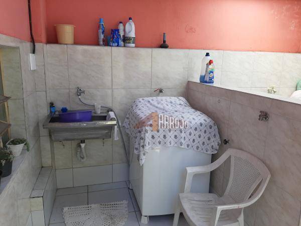 Sobrado à venda com 2 quartos, 185m² - Foto 25