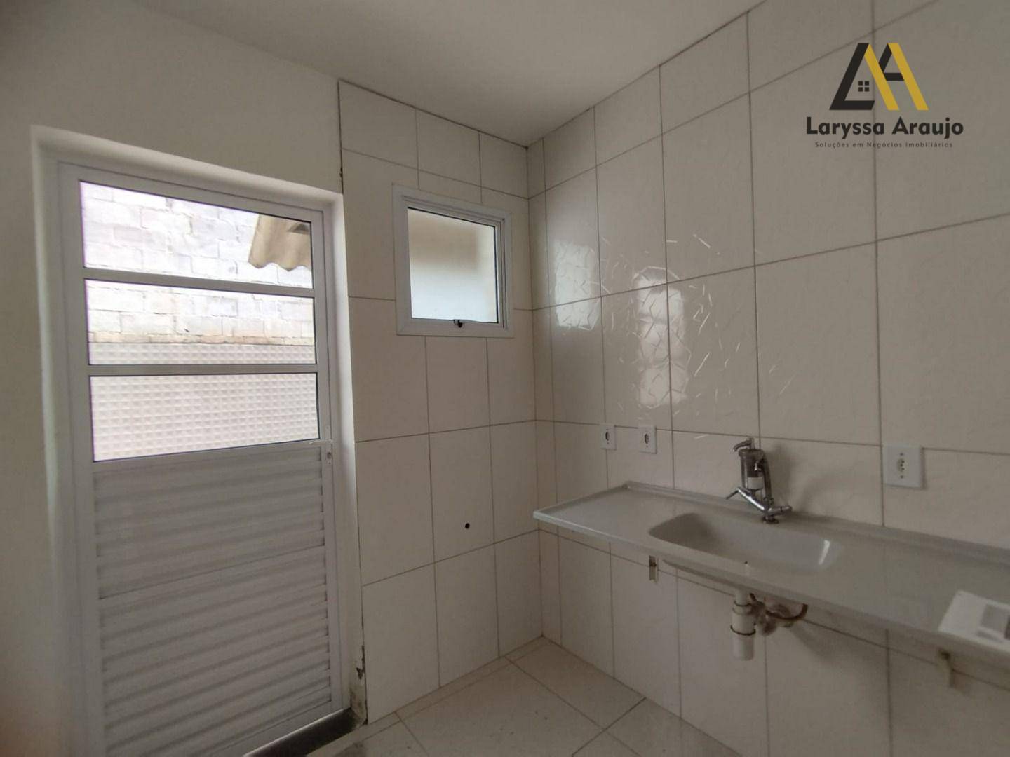 Sobrado à venda com 2 quartos, 50m² - Foto 18